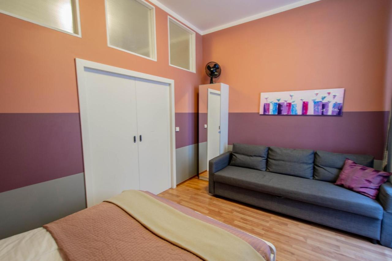 Ruzova Apartment By Ruterra Prag Exterior foto